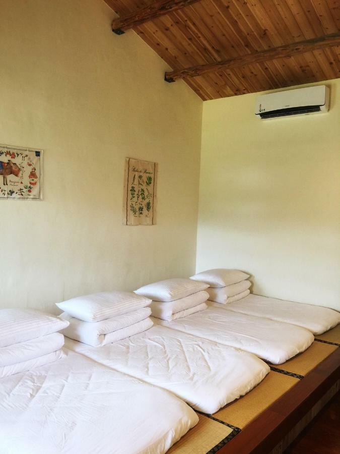 满洲乡月过山丘公寓 外观 照片